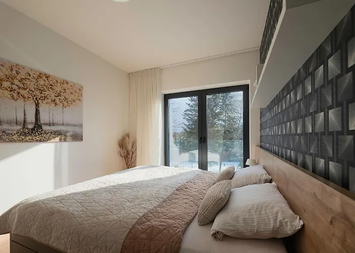 3d Park Living * ジリナ